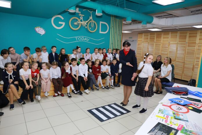 В преддверии весенних каникул в частных школах Подольска  состоялся День дорожной безопасности В преддверии весенних каникул в частных школах Подольска  состоялся День дорожной безопасности