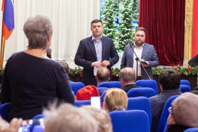 Глава Подольска провел очередную встречу с жителями Восточного  Глава Подольска провел очередную встречу с жителями Восточного