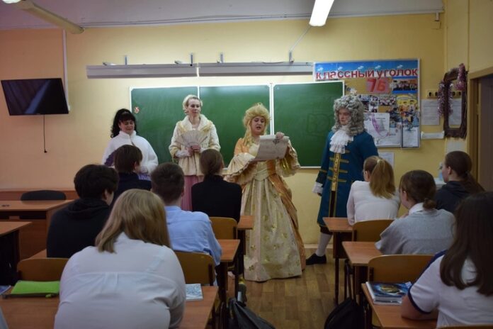 Для подольских школьников провели мероприятие «На пороге студенческих открытий»