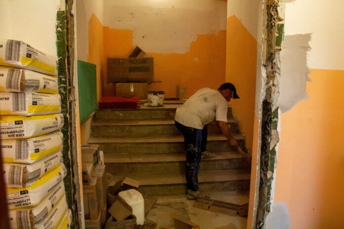 В Подольске работает региональная программа «Мой подъезд» В Подольске работает региональная программа «Мой подъезд»