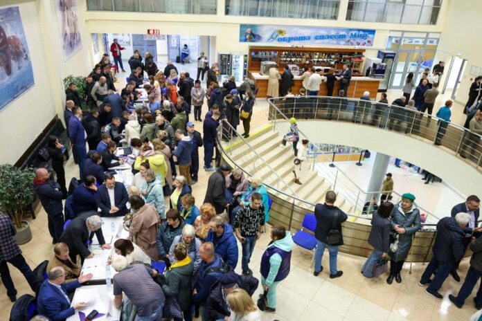 Выездная администрация отработала на Весенней