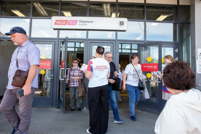 Происшествия на железной дороге в этом году зафиксированы на станциях Силикатная и Подольск, платформе...