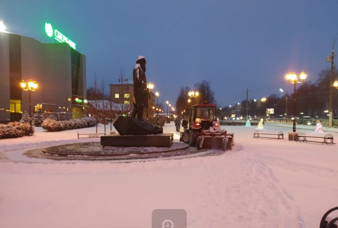 Коммунальные и дорожные службы Городского округа Подольск оперативно устраняют последствия снегопада
