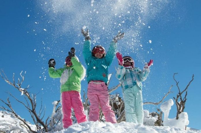 Около 10 юных подольчан отправились на каникулы в оздоровительный лагерь 15 февраля Около 10 юных подольчан отправились на каникулы в оздоровительный лагерь 15 февраля