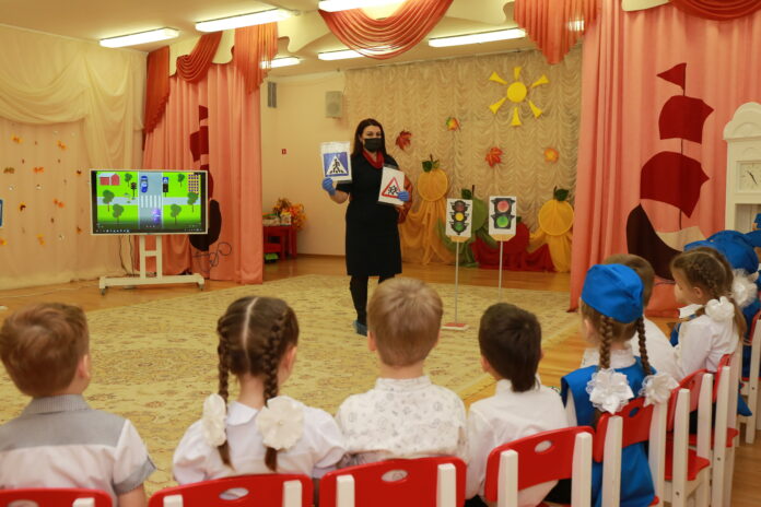 В школе №35 прошло «Посвящение в дружину Юных инспекторов движения»