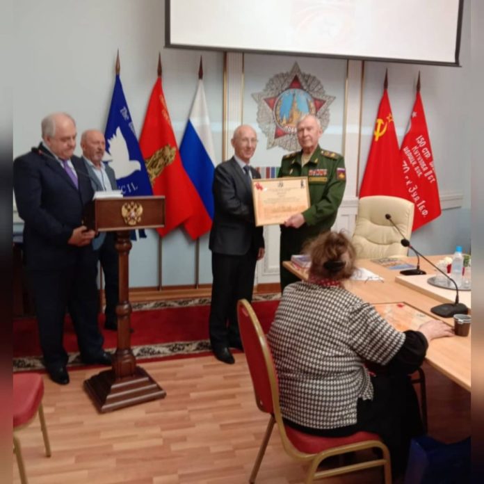 Ветеран из Подольска – лауреат Всероссийского конкурса «Растим патриотов России. Живём и помним 2016... Ветеран из Подольска – лауреат Всероссийского конкурса «Растим патриотов России. Живём и помним 2016...