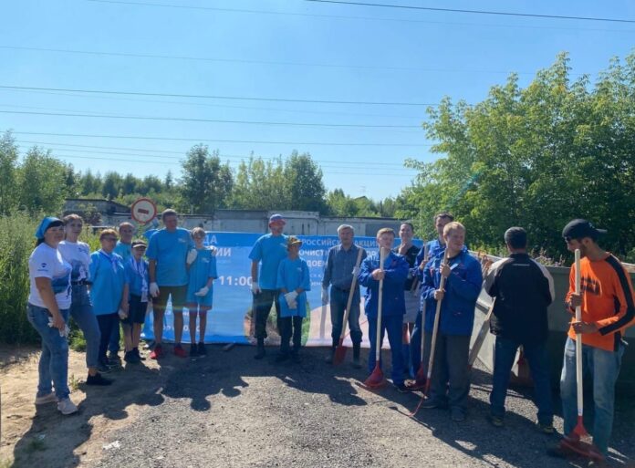 Берега реки Каменки очистили на акции «Вода России» Берега реки Каменки очистили на акции «Вода России»