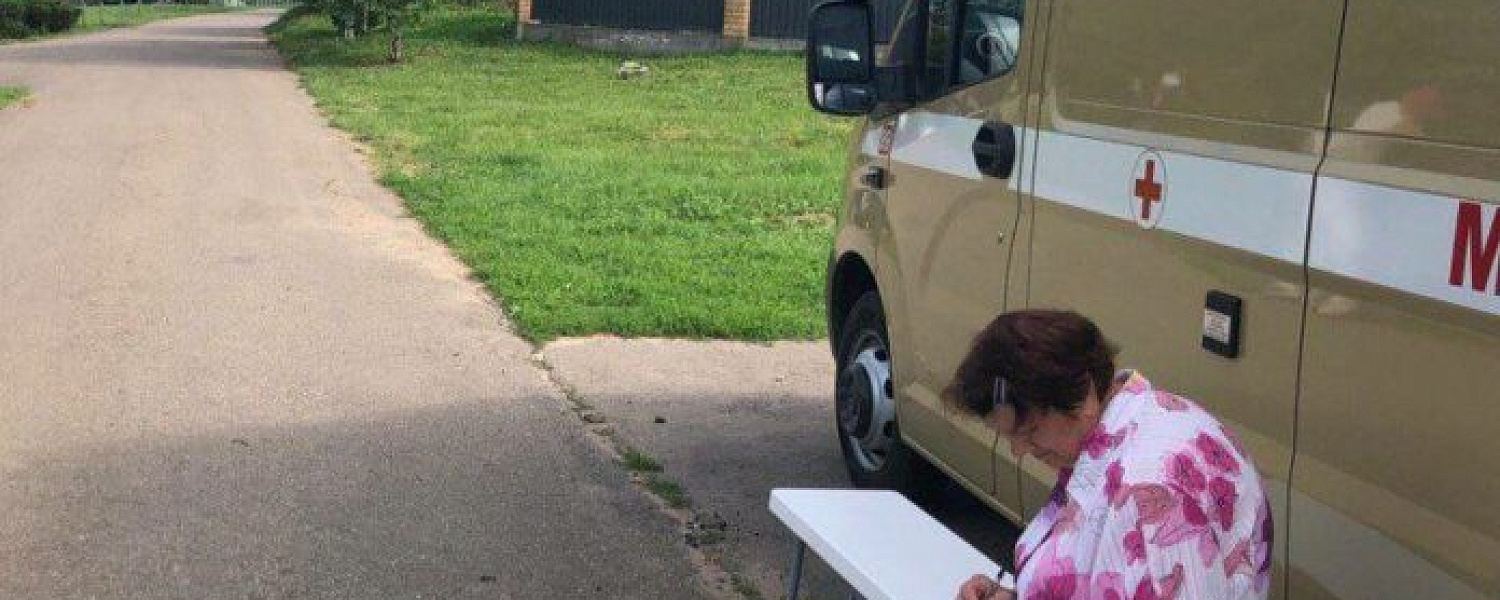 Жители Булатова прошли обследование в мобильном ФАПе Жители Булатова прошли обследование в мобильном ФАПе