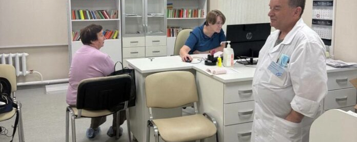 Жители  Александровки проверили свое здоровье на выездной диспансеризации Жители  Александровки проверили свое здоровье на выездной диспансеризации