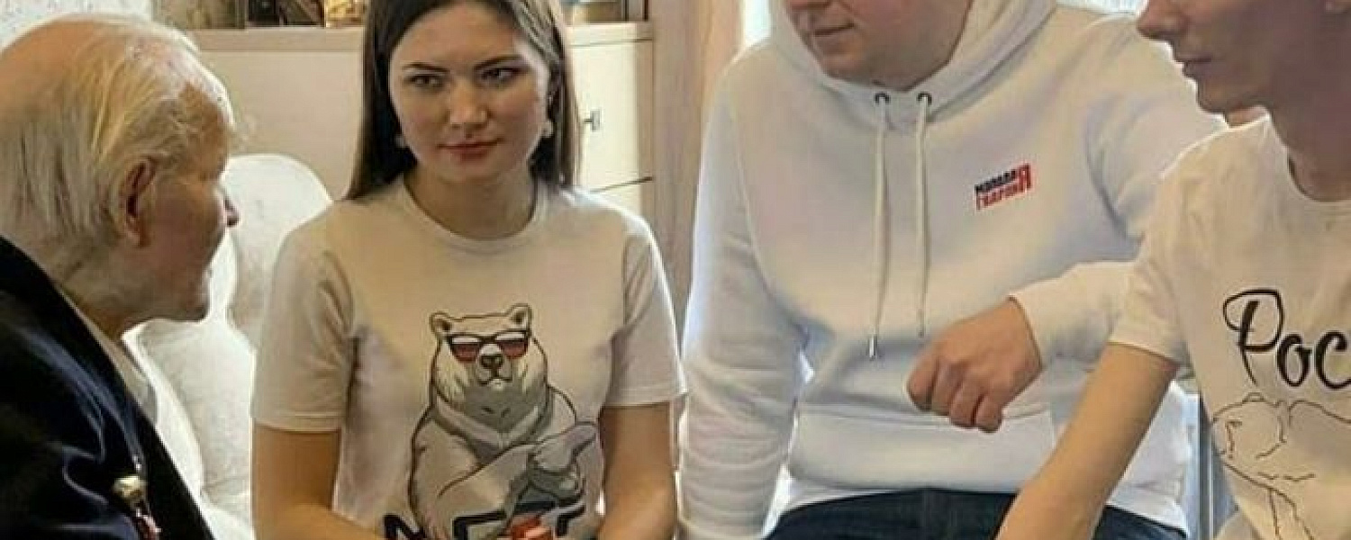 Глава округа Николай Пестов поздравил «Молодую гвардию Единой России» с 15-летием Глава округа Николай Пестов поздравил «Молодую гвардию Единой России» с 15-летием