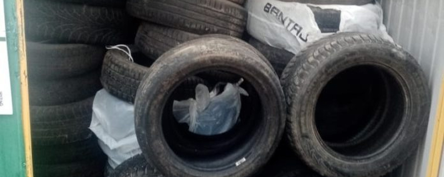 Более 100 старых шин собрали на улицах Кузнечиков Более 100 старых шин собрали на улицах Кузнечиков