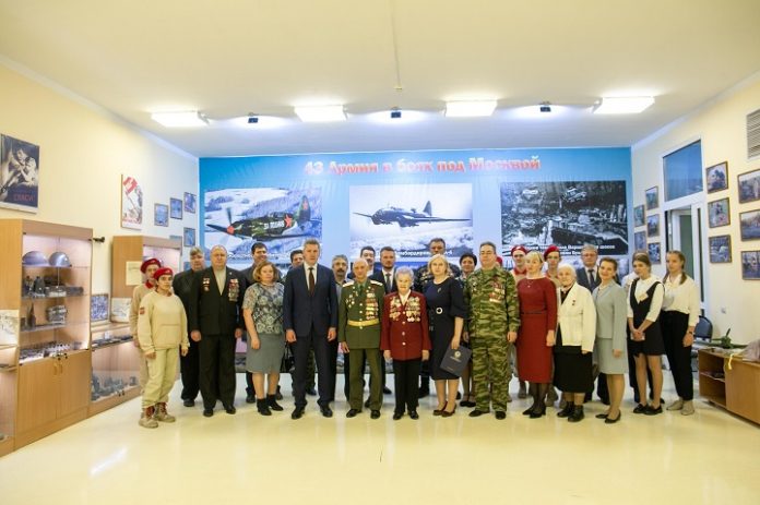 2019.10.24 школа34 открытие музея урок мужества-3735
